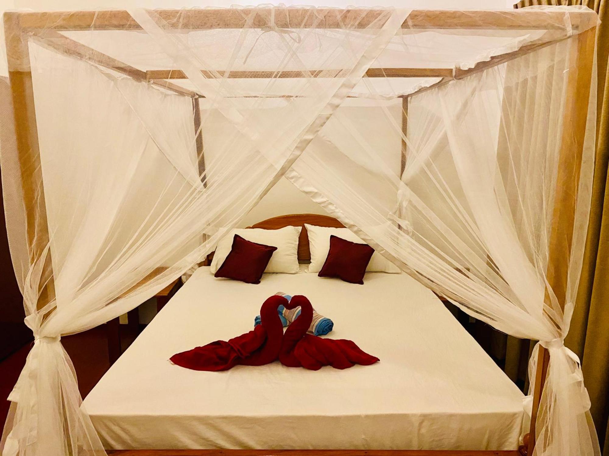 Tropicana Home Stay Arugam Bay Luaran gambar